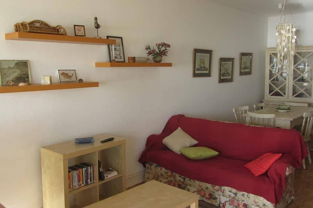 Foto 9 von 23: Giraffe - 50 m vom Strand. 2 Schlafzimmer, 2 Wc, Klimaanlage, WLAN, Meerblick, Park