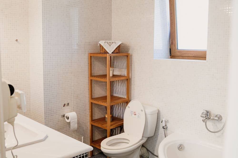 Foto 7 von 30: Luxuriöse Steinvilla in Olive Groove, direkt am Wasser