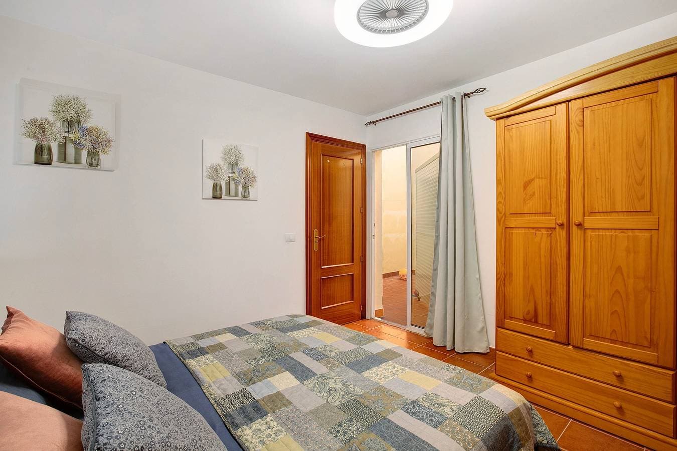 Foto 10 von 29: Ferienwohnung "Mi Refugio en La Jaca" mit Meerblick, privater Terrasse und WLAN