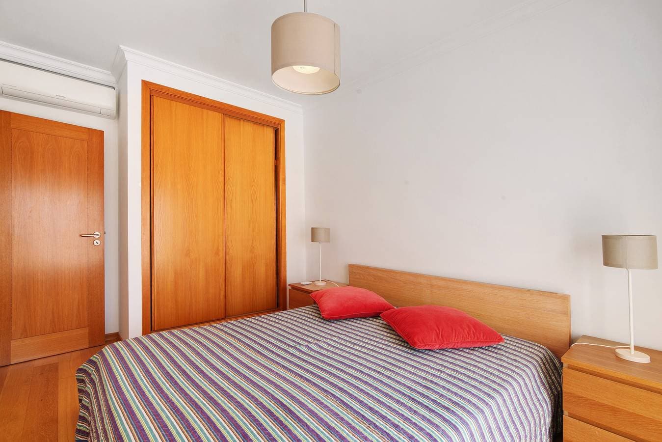 Foto 10 von 30: Ferienhaus 'Lota Village 32' mit Privatterrasse, Wi-Fi und Klimaanlage