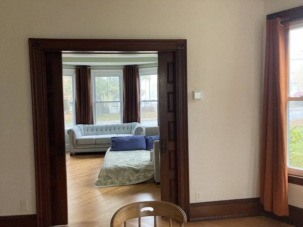 Private 1st Floor Studio in Victorian Home - Steps to Ll Bean, Downtown Freeport 1