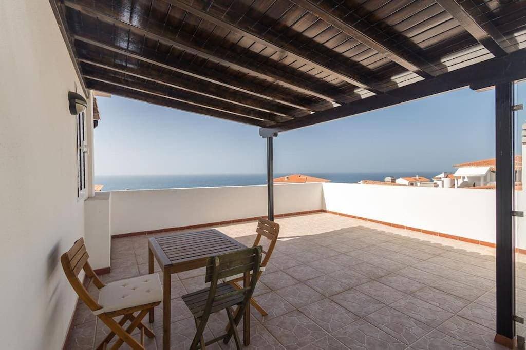 Ático con terraza en Agaete 1