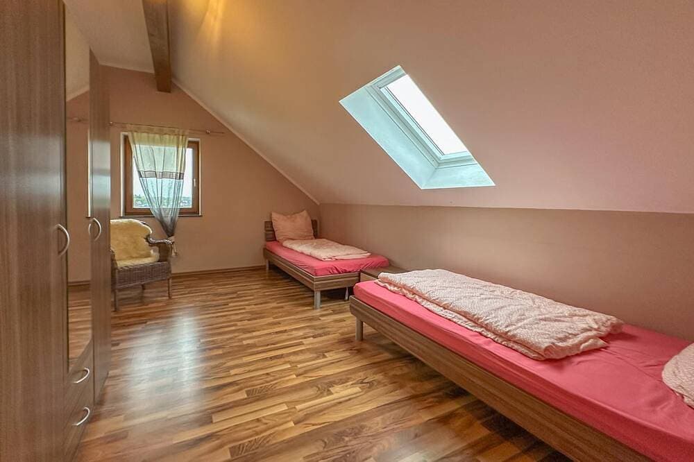 Foto 3 von 29: Geräumiges Haus mit Spa-Bad in ruhiger Lage