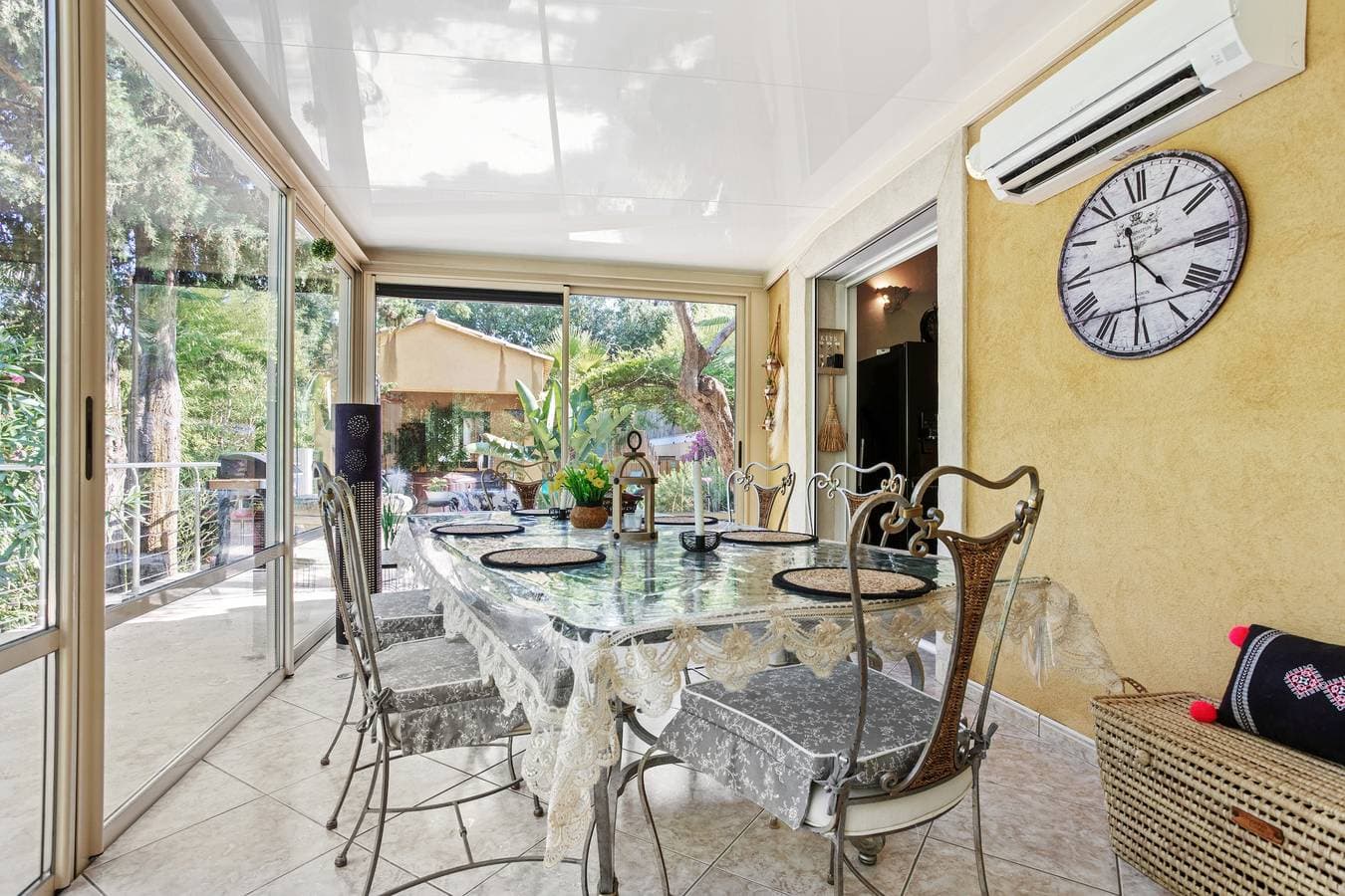 Foto 5 von 45: Villa „Palmiers En Couleurs“ mit Bergblick, privatem Pool und WLAN