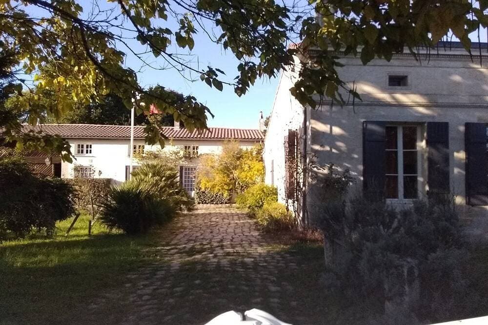 Foto 12 von 30: 19th century building 3 stars ***
