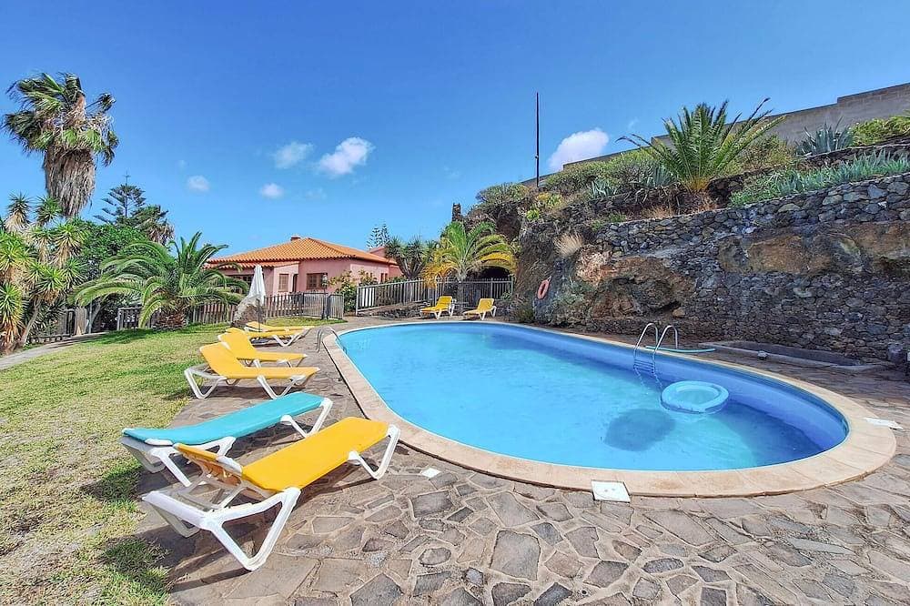 Beautiful home in Buenavista del Norte 1