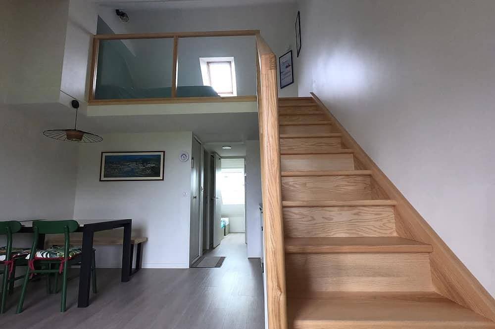 Appartement Rénové Piscine Chauffée à Proximité Immédiate de D'une Belle Plage 1