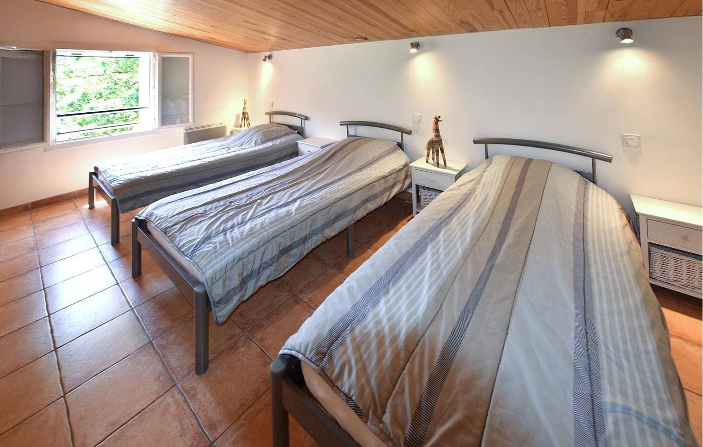 Foto 11 von 17: Gemütliche 80 m² große Ferienwohnung mit WLAN, Garten und Parkplatz in der Nähe der Cèze