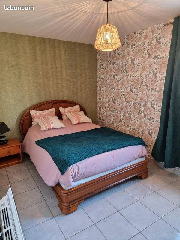 Foto 7 von 9: Three-Bedroom House
