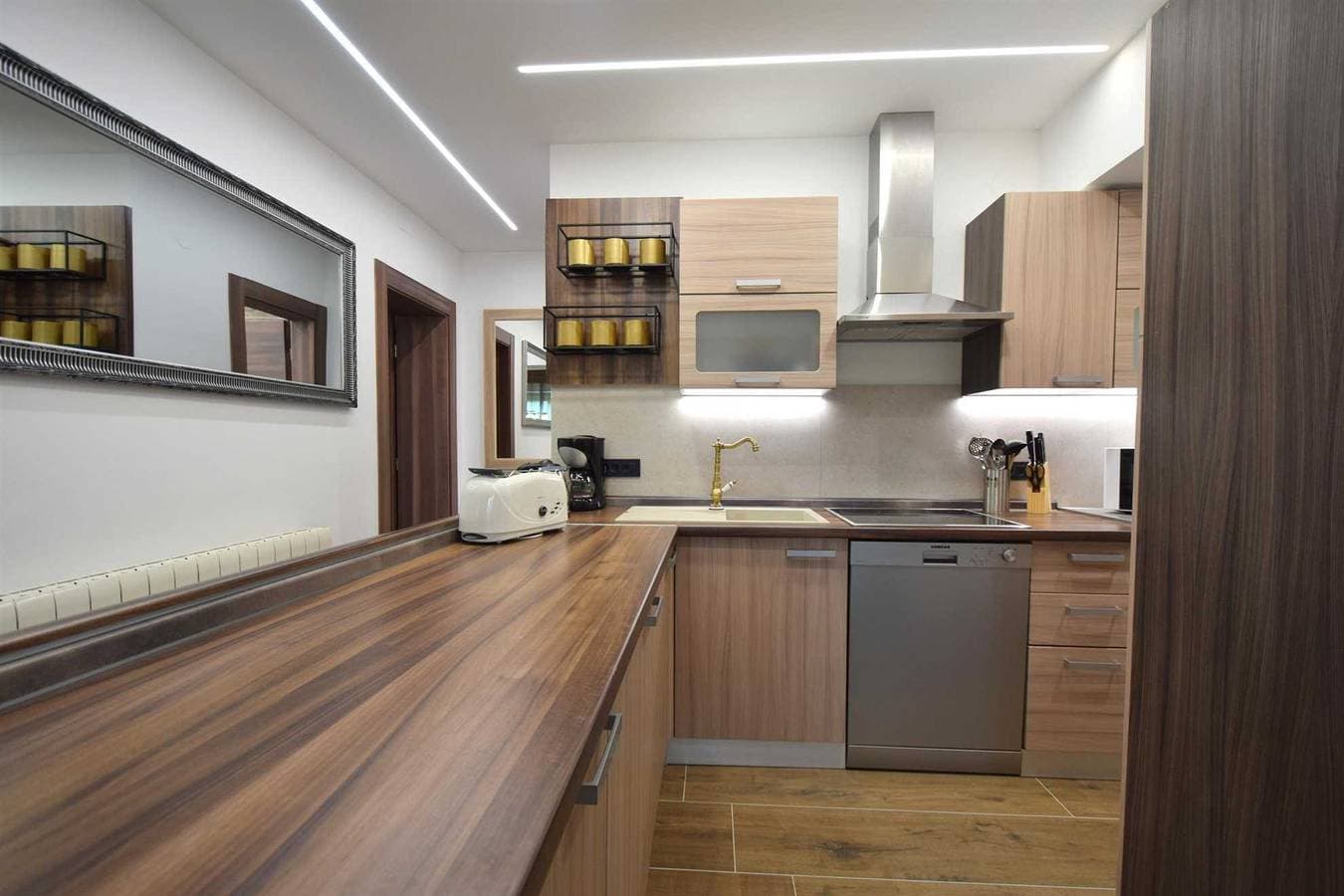 Foto 13 von 25: Ferienwohnung Antonia 1 mit Pool
