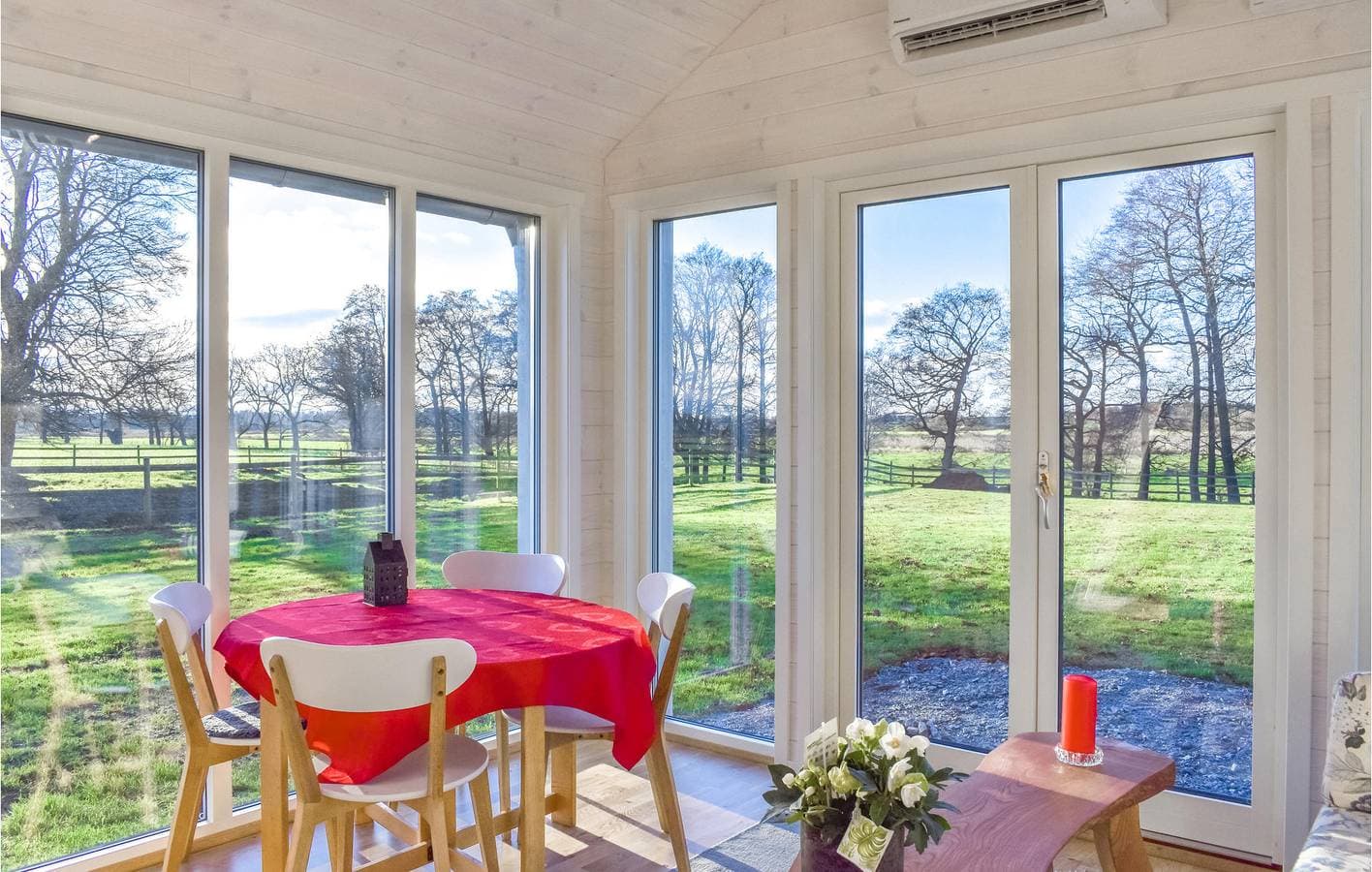 Foto 7 von 27: Ferienhaus für 4 Personen mit Terrasse