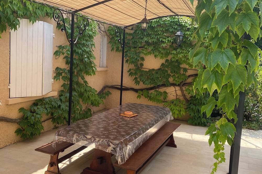 Foto 12 von 25: Ferienhaus mit Pool in Roussillon