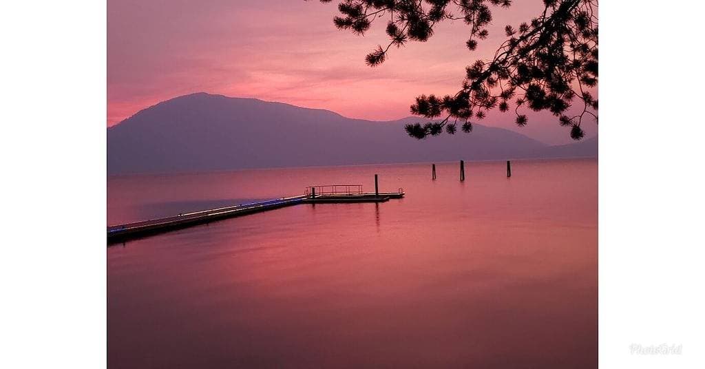 Foto 11 von 26: Gemütliche kleine Hütte am See