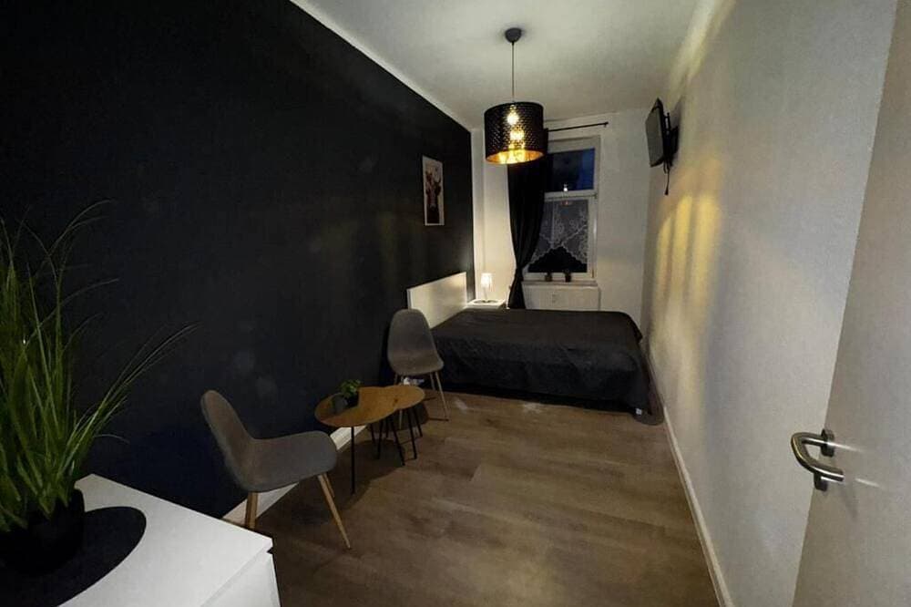 Foto 5 von 16: Komfort plus mit reichlich Platz, gratis WLAN, Netflix