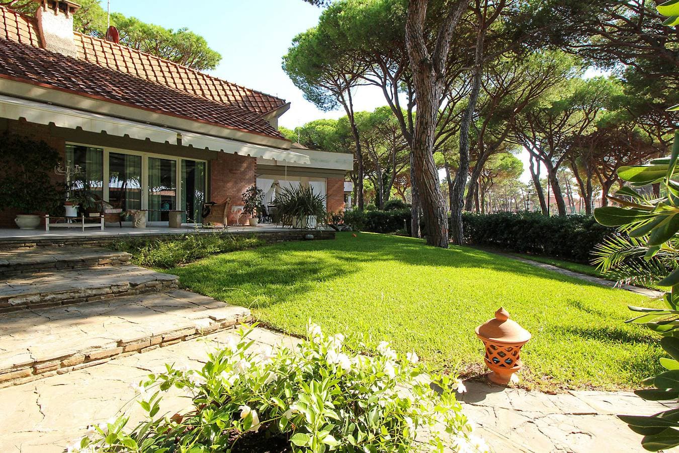 Foto 6 von 50: Villa Gio-Dì mit grossem Garten 300 Meter vom Meer