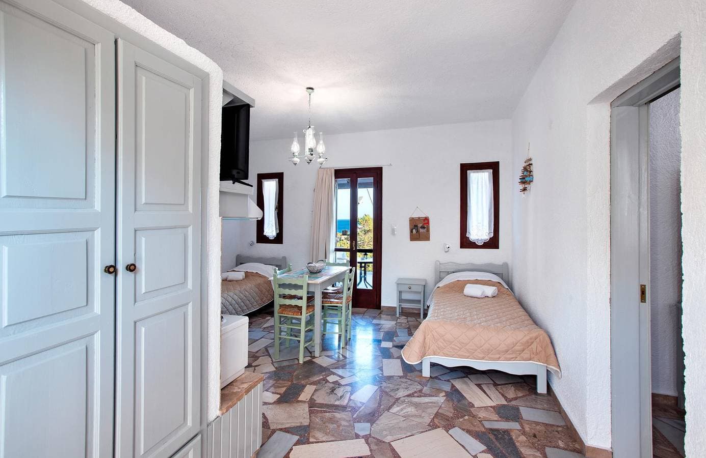 Foto 5 von 50: Ferienwohnung für 4 Personen mit Terrasse