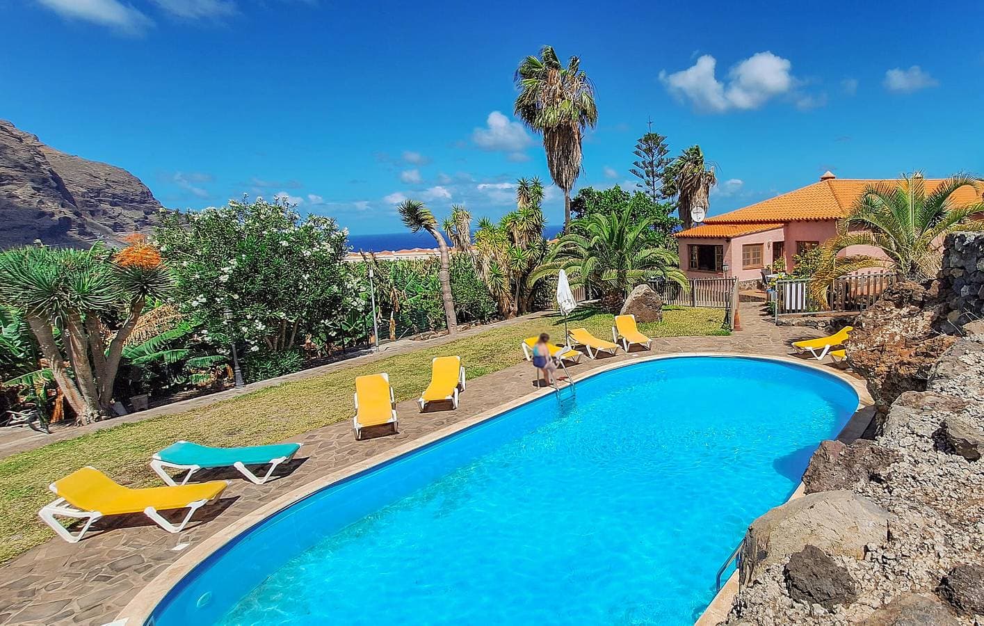 Foto 6 von 27: Sonnige Wohnung mit Meerblick und Pool