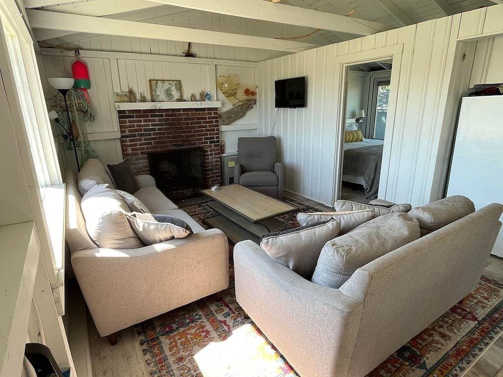 Foto 12 von 19: Driftwood Cottage just Steps to the Sandy Popham Beach!