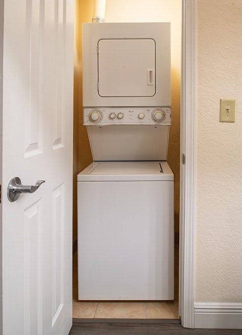 Foto 11 von 47: Ferienwohnung für 6 Personen mit Balkon