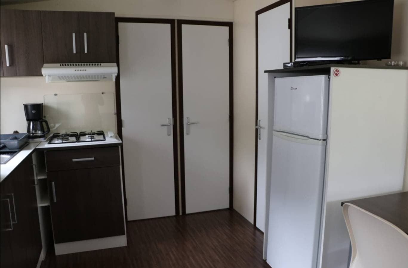 Foto 8 von 35: Mobilheim 'Du Soleil - Contis' mit Gemeinschaftspool, Terrasse und Fun Pass inbegriffen