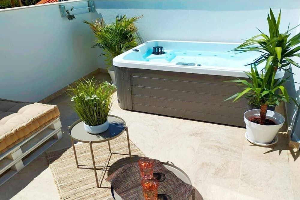 Casa Lusitano mit Whirlpool bei Valada Village 1