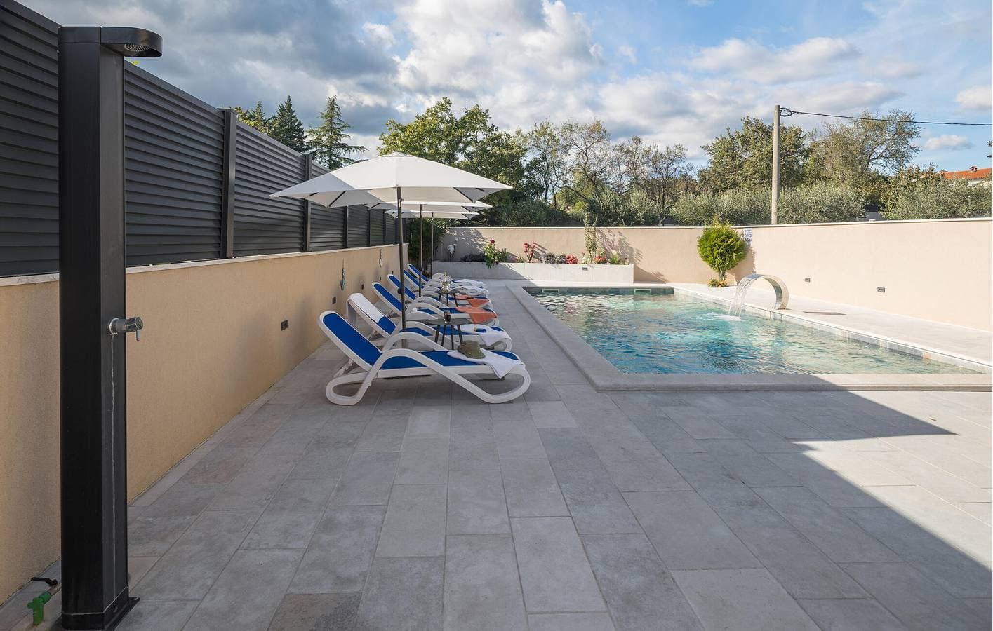 Foto 10 von 31: Gemütliche 1-Zimmer-Wohnung mit Terrasse in der Nähe von Labin und dem Fluss