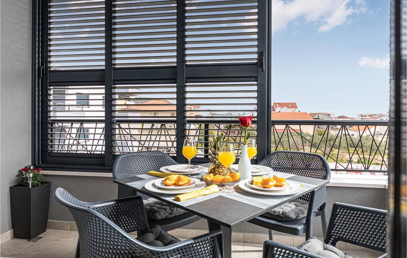 Foto 7 von 17: Gemütliche Wohnung in der Nähe von Copa Cabana mit Terrasse und Parkplatz