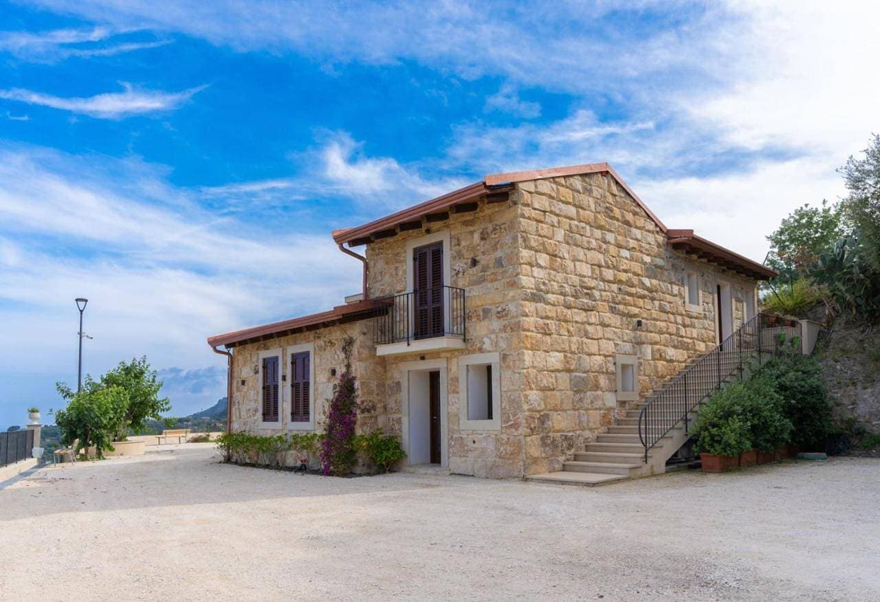Agrifiumara Villa Sofia 1