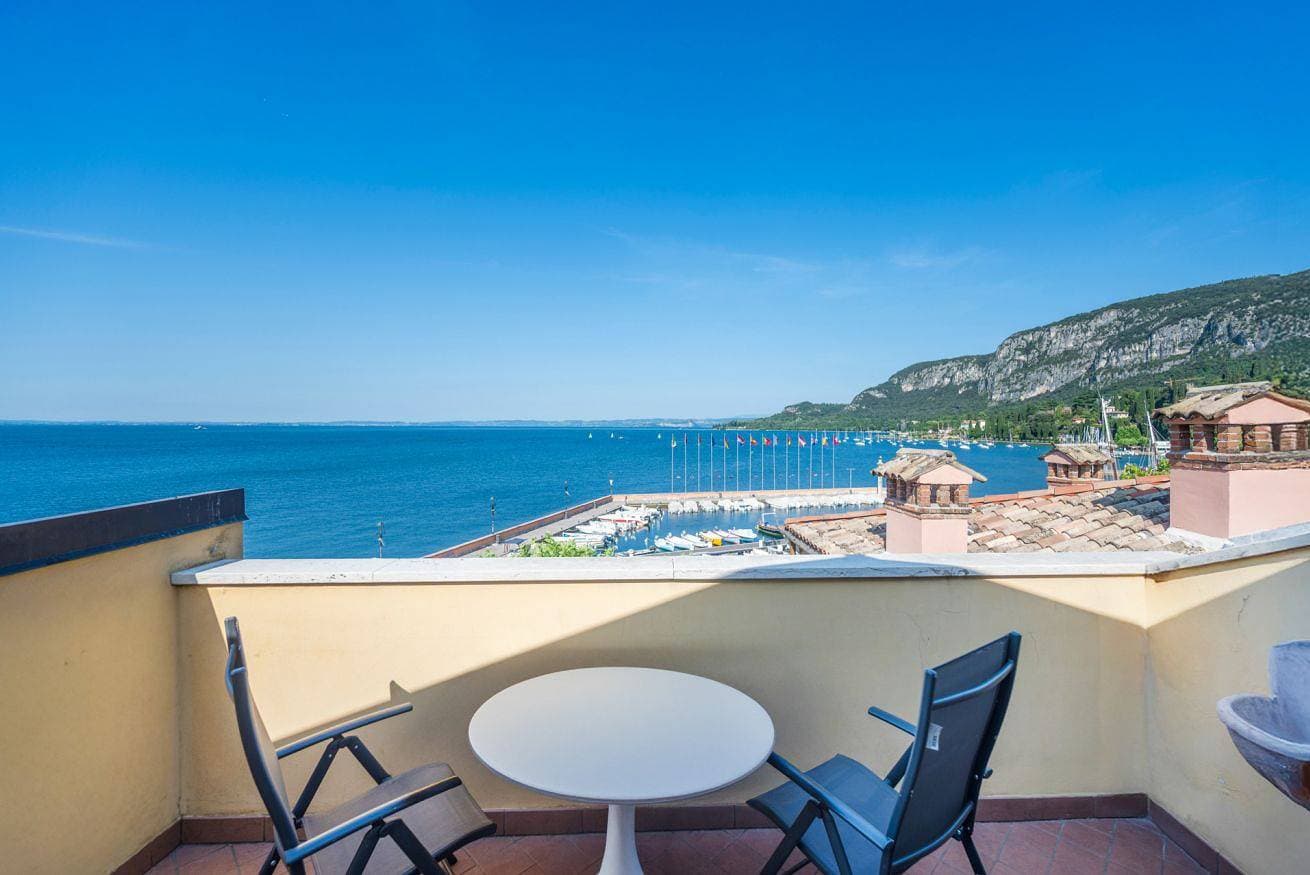 ApartmentsGarda - Baia Del Garda 5 1