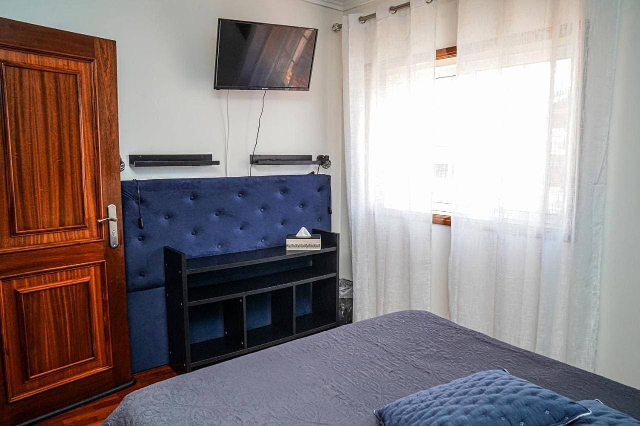 Foto 7 von 11: Double Room with Private Bathroom