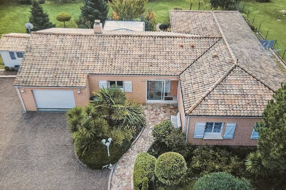 September Special: Vacation Rental in St Gilles Croix de Vie 1