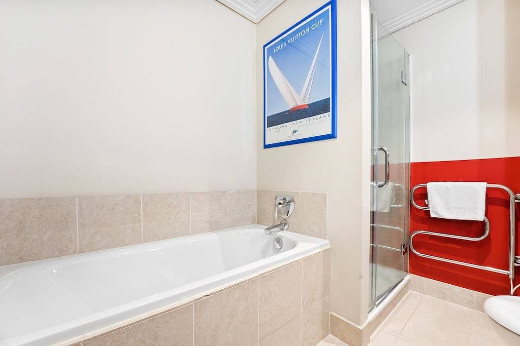 Waterside Studio Apt | Viaduct Views | Balcony 1