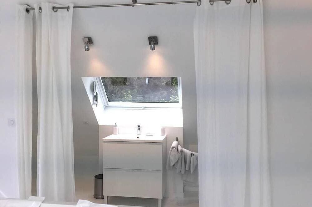 Foto 3 von 30: Villa-Luxus-Ensuite mit Dusche-Meerblick-Villa 2 chambres