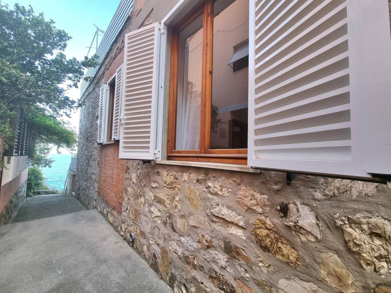 Foto 8 von 29: Ferienwohnung für 4 Personen mit Terrasse