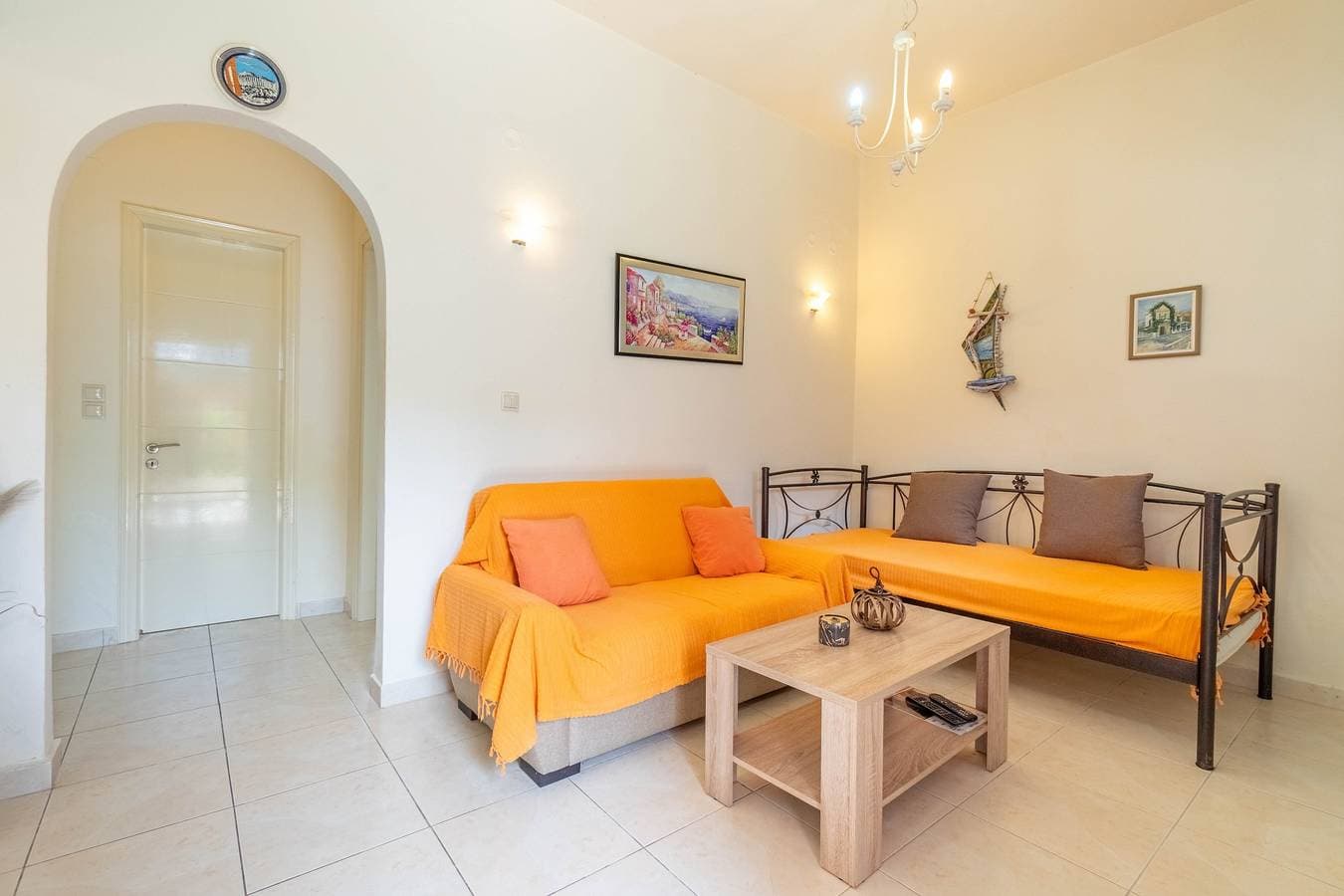 Foto 7 von 27: Ferienwohnung 'Nikos Seaside' mit Meerblick, WLAN und Klimaanlage