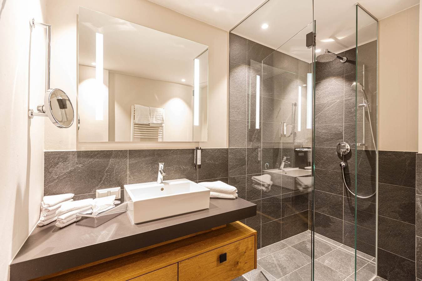 Foto 4 von 21: Premium Ferienwohnung mit 2 Schlafzimmern & Garten