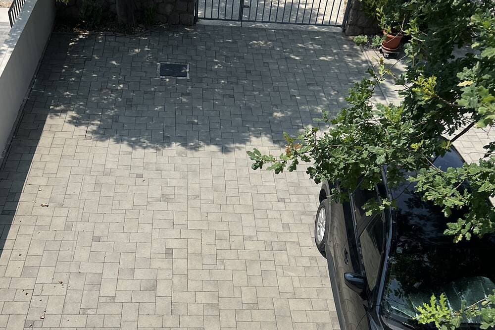 Foto 7 von 12: 1-Zimmer-Ferienwohnung mit Terrasse Starigrad, Paklenica