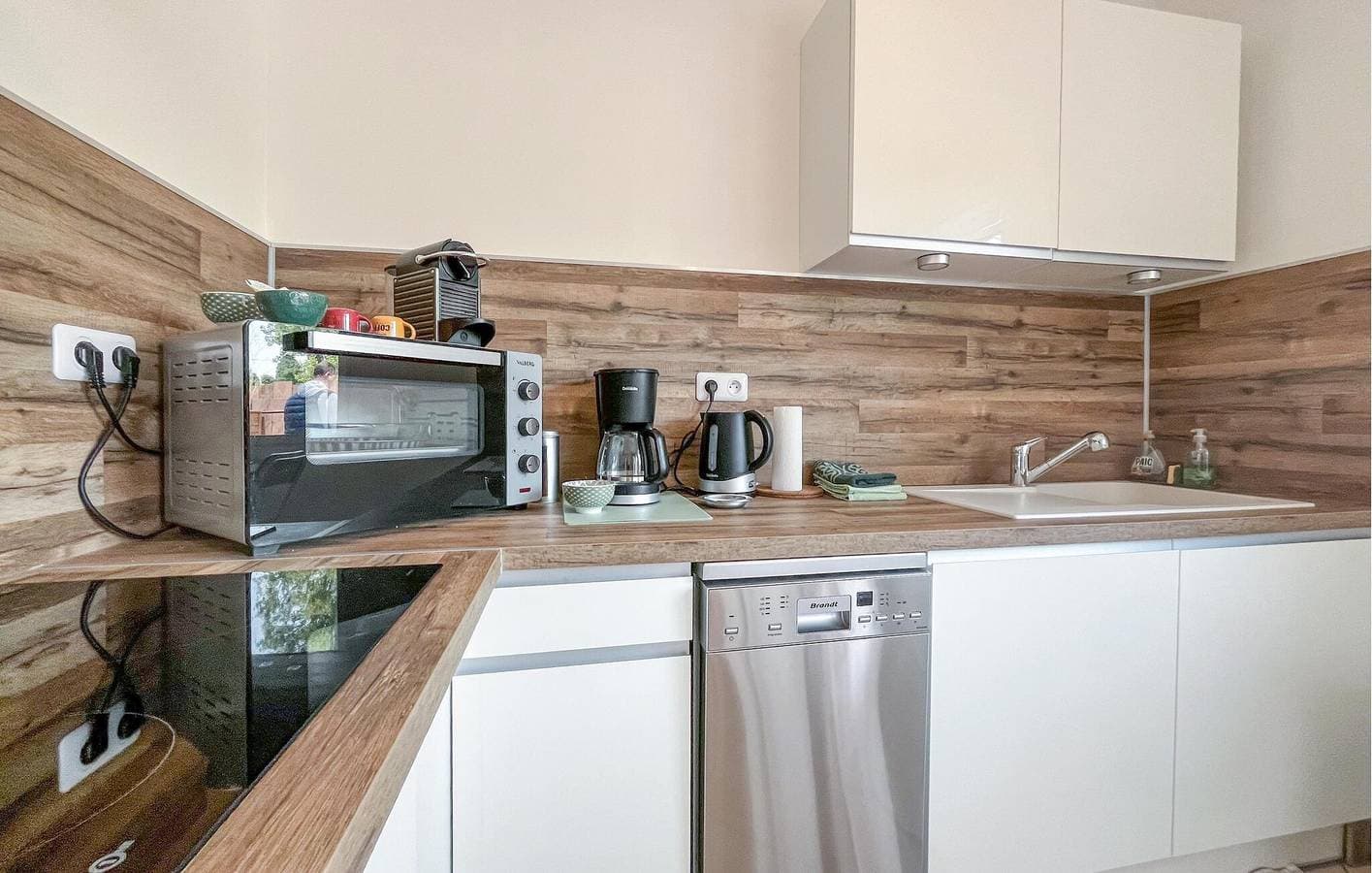Foto 11 von 24: Gemütliche Wohnung mit WiFi, TV, AC & Parkplatz, 1000m nach Saint-Martin-de-Crau