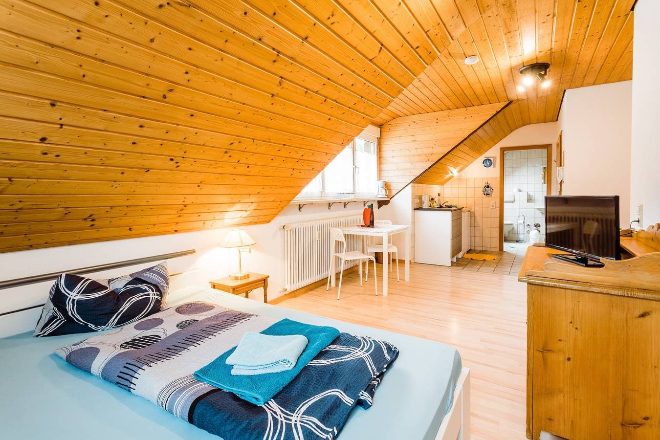 Foto 7 von 10: Ferienwohnung 'Gala' mit Gemeinschaftsgarten und WLAN