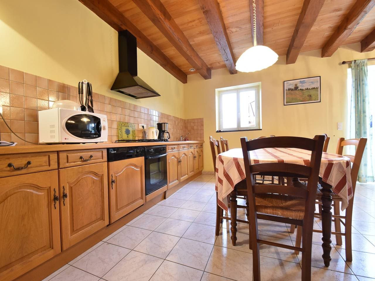 Foto 13 von 34: Ferienhaus mit Pool und umzäuntem Garten