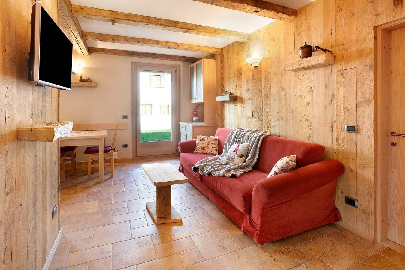 Foto 2 von 43: Ferienwohnung "Casa Clus Bormio 1" mit Bergblick, Privatem Garten und WLAN
