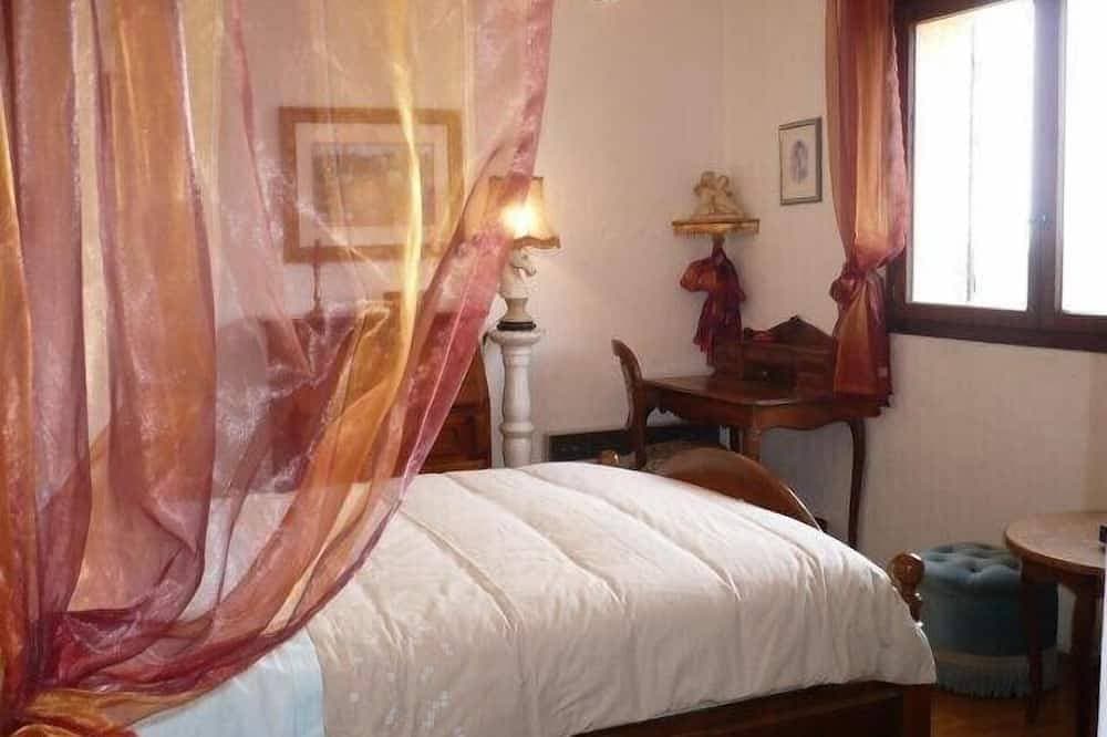 Foto 2 von 20: Villa mit privatem Pool und Garten, 5 km vom Meer entfernt