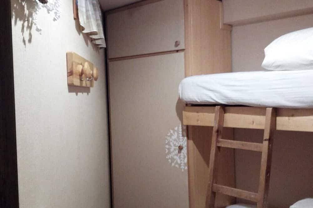 Foto 7 von 24: Wohnung mit Zwischengeschoss und Kamin