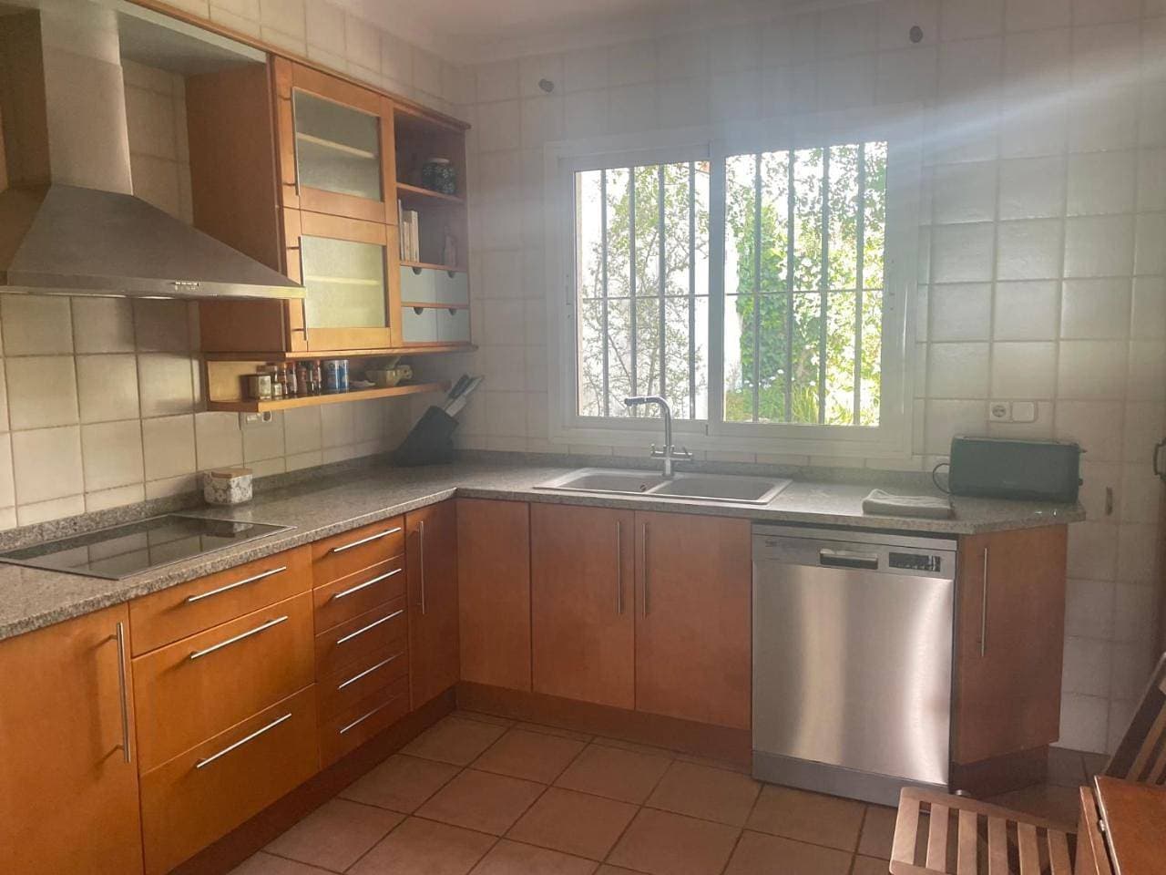 Foto 12 von 32: Three-Bedroom Chalet