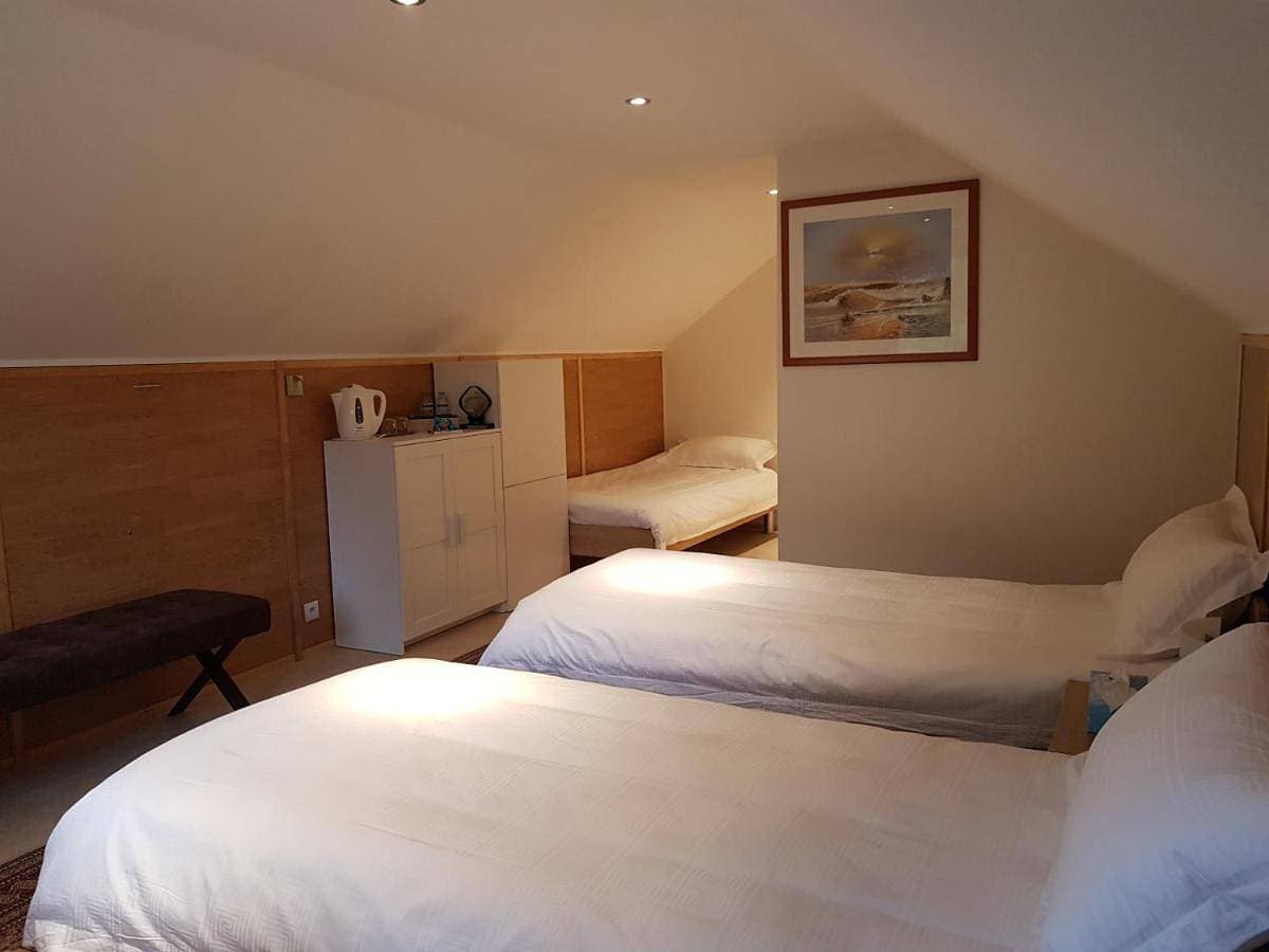 Foto 5 von 10: Double Room with Private Bathroom