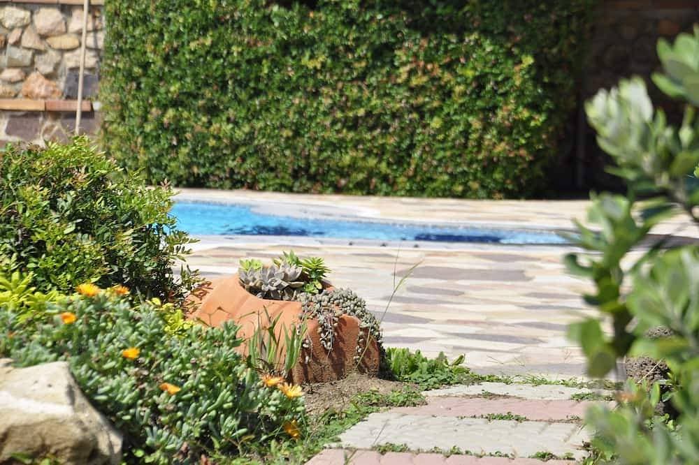 Foto 6 von 30: Panorama-Villa mit Pool und Meerblick
