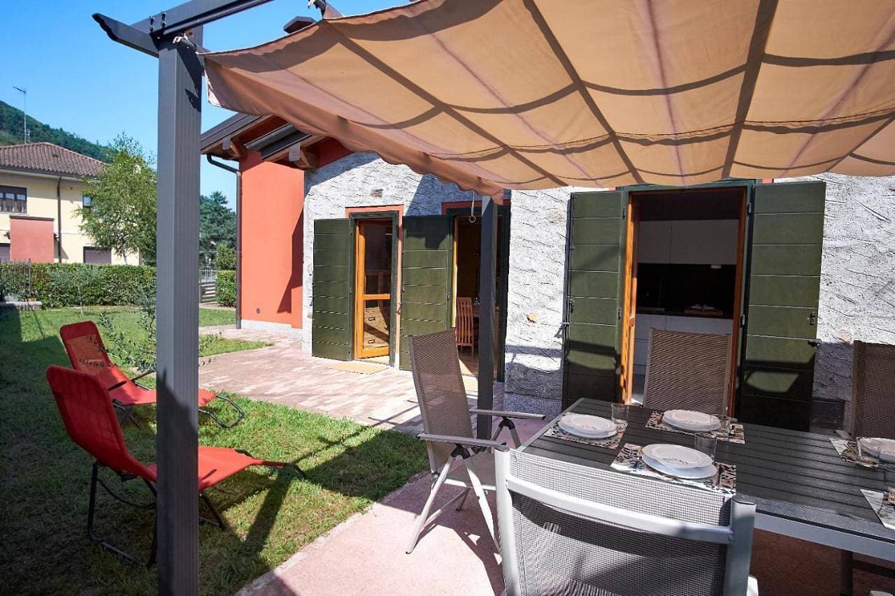 Il Borghetto Villa Pallante - Villa with Private Garden and Access to Swimming Pool 1