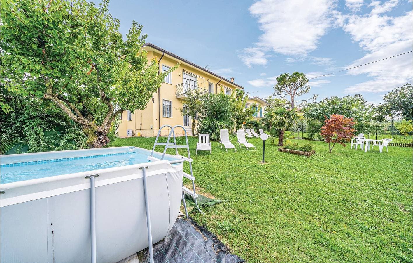 Foto 5 von 21: Rückzugsort am Gardasee - Pool, Terrasse, & Parkplatz (71 Zeichen)