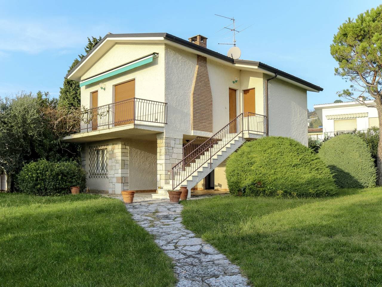 Zweifamilienhaus Bellavista 1