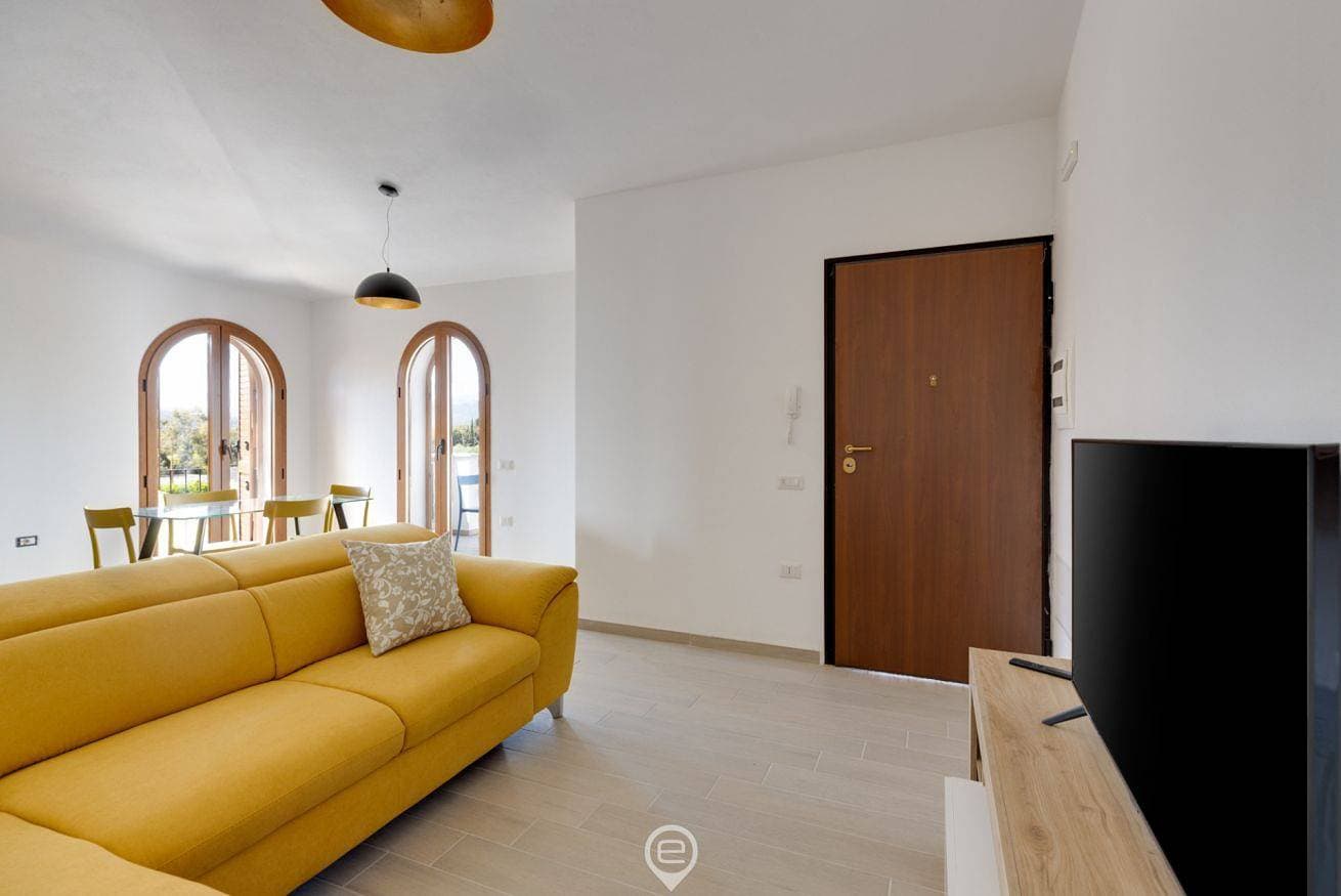 Foto 8 von 34: Ferienwohnung für 4 Personen mit Balkon/Terrasse